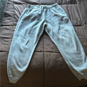 Nike Men’s Club Fleece Joggers in grey size XL